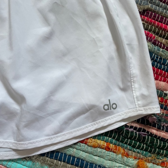 Alo Yoga Match Point Tennis Skirt — White, Size Small - Picture 2 of 7